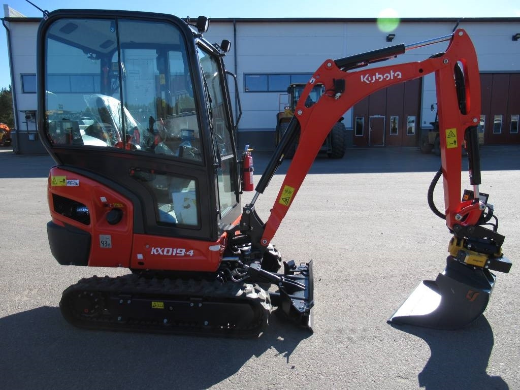 Kubota KX019-4 ENGCONILLA, UUSI - Mini-ekskavators: foto 5 Kubota KX019-4 ENGCONILLA, UUSI - Mini-ekskavators: foto 5