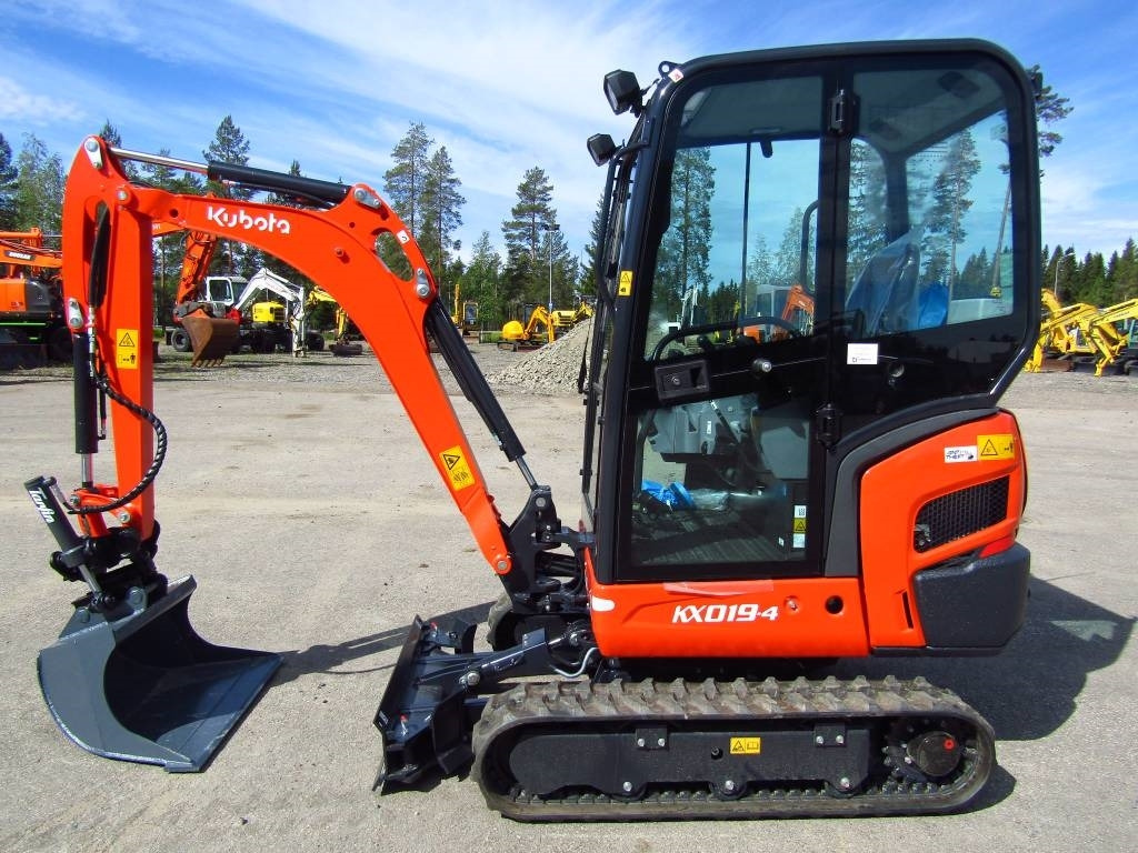 Kubota KX019-4 ERIKOISTARJOUS RAJOITETTU ERÄ - Mini-ekskavators: foto 1 Kubota KX019-4 ERIKOISTARJOUS RAJOITETTU ERÄ - Mini-ekskavators: foto 1