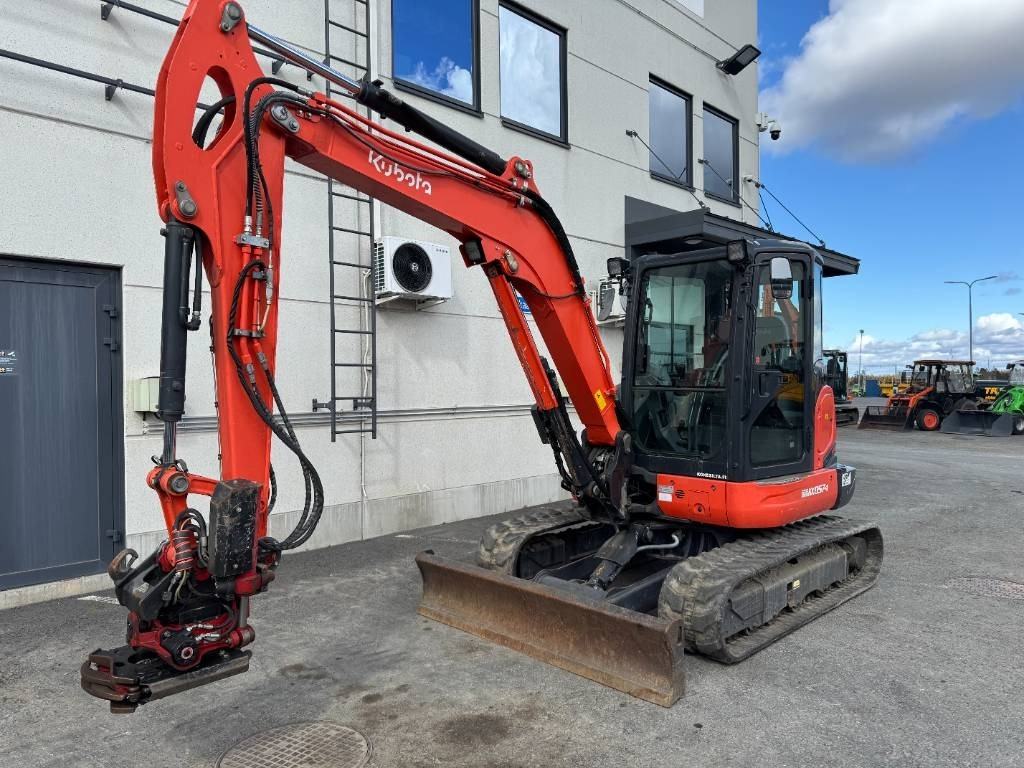 Kubota KX057-4 PYÖRITTÄJÄLLÄ - Mini-ekskavators: foto 2 Kubota KX057-4 PYÖRITTÄJÄLLÄ - Mini-ekskavators: foto 2