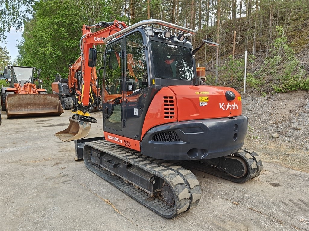 Kubota KX085-5 ENGCON, VASARA, KAUHAT - Mini-ekskavators: foto 2 Kubota KX085-5 ENGCON, VASARA, KAUHAT - Mini-ekskavators: foto 2