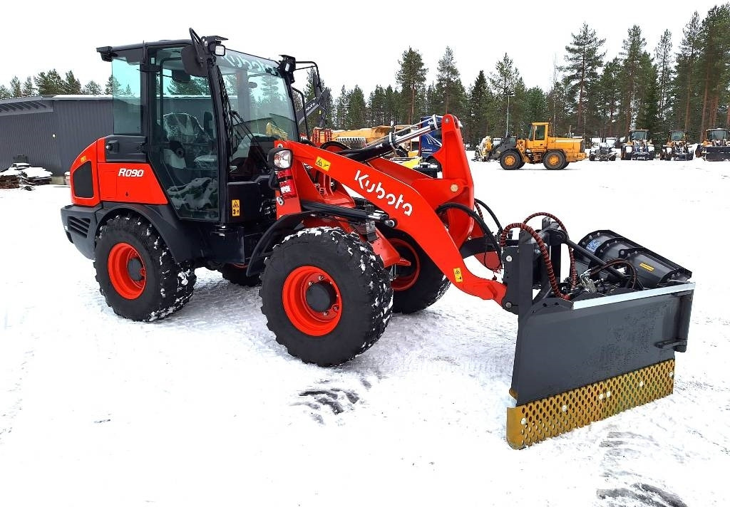 Jaunā Riteņu iekrāvējs Kubota R090 TALVIPAKETILLA: foto 7