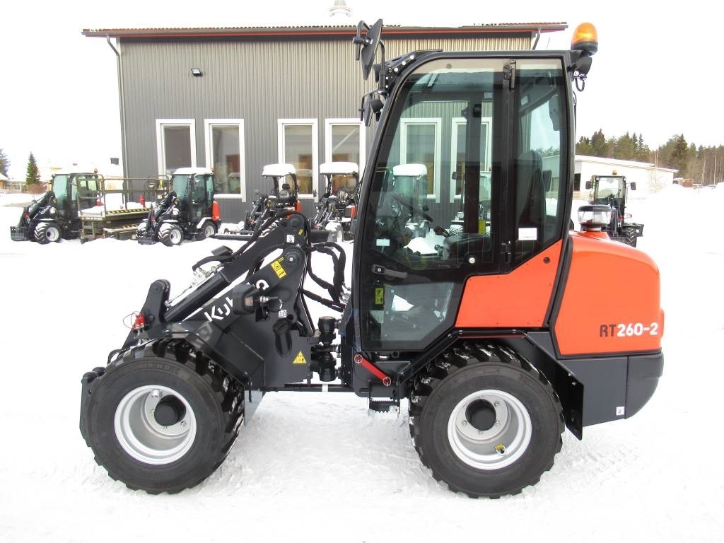 Kubota RT260-2 UUSI, TAKUU  - Mini iekrāvējs: foto 1 Kubota RT260-2 UUSI, TAKUU  - Mini iekrāvējs: foto 1