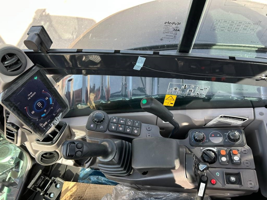 Kubota U50-5 DEMO PYÖRITTÄJÄLLÄ  līzingu Kubota U50-5 DEMO PYÖRITTÄJÄLLÄ: foto 12