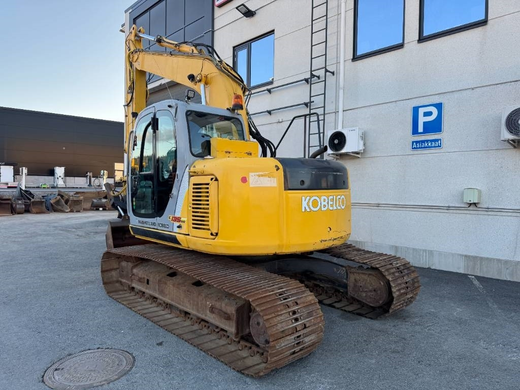 New Holland E 135 SR LC - Kāpurķēžu ekskavators: foto 3 New Holland E 135 SR LC - Kāpurķēžu ekskavators: foto 3