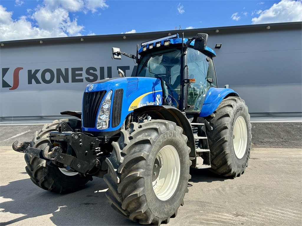 New Holland TG285  - Traktors: foto 2 New Holland TG285  - Traktors: foto 2