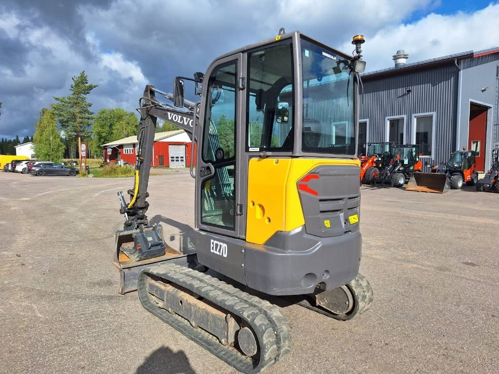 Volvo EC27D KALLISTAJA, 2-KAUHAA - Mini-ekskavators: foto 2 Volvo EC27D KALLISTAJA, 2-KAUHAA - Mini-ekskavators: foto 2