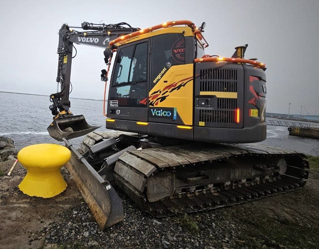 Volvo ECR145EL HUIPPUHIENO, TULOSSA KMÄKI - Kāpurķēžu ekskavators: foto 2 Volvo ECR145EL HUIPPUHIENO, TULOSSA KMÄKI - Kāpurķēžu ekskavators: foto 2