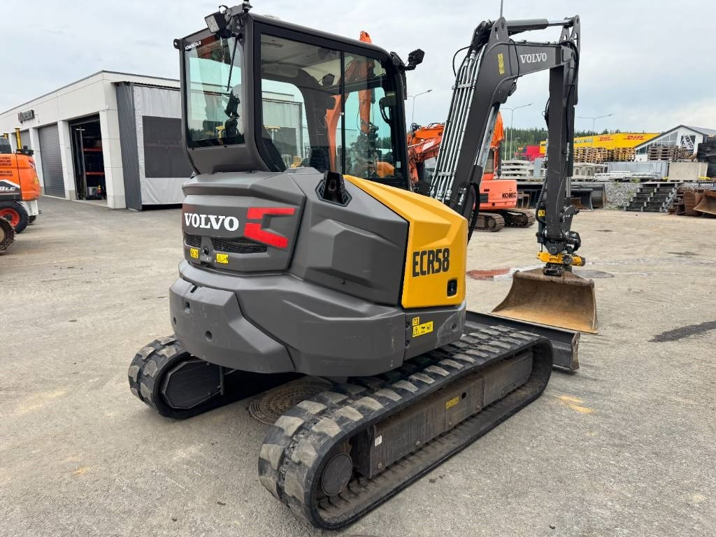 Volvo ECR58F PYÖRITTÄJÄLLÄ - Mini-ekskavators: foto 5 Volvo ECR58F PYÖRITTÄJÄLLÄ - Mini-ekskavators: foto 5