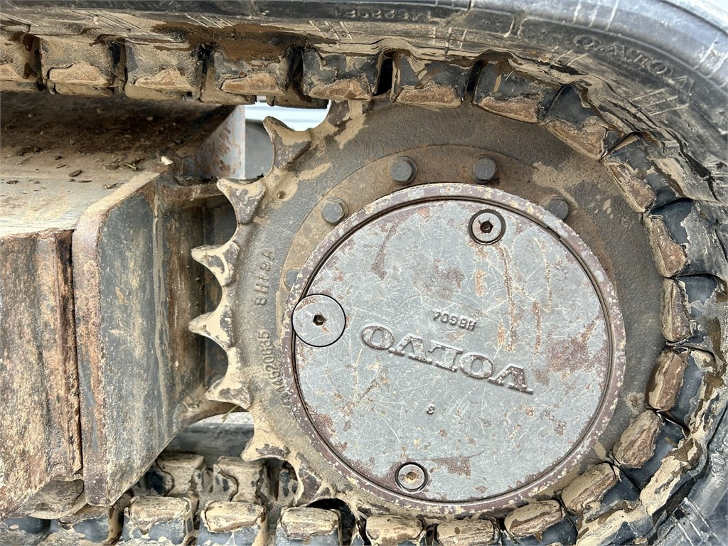Volvo ECR88D + TYÖLAITTEET  līzingu Volvo ECR88D + TYÖLAITTEET: foto 19