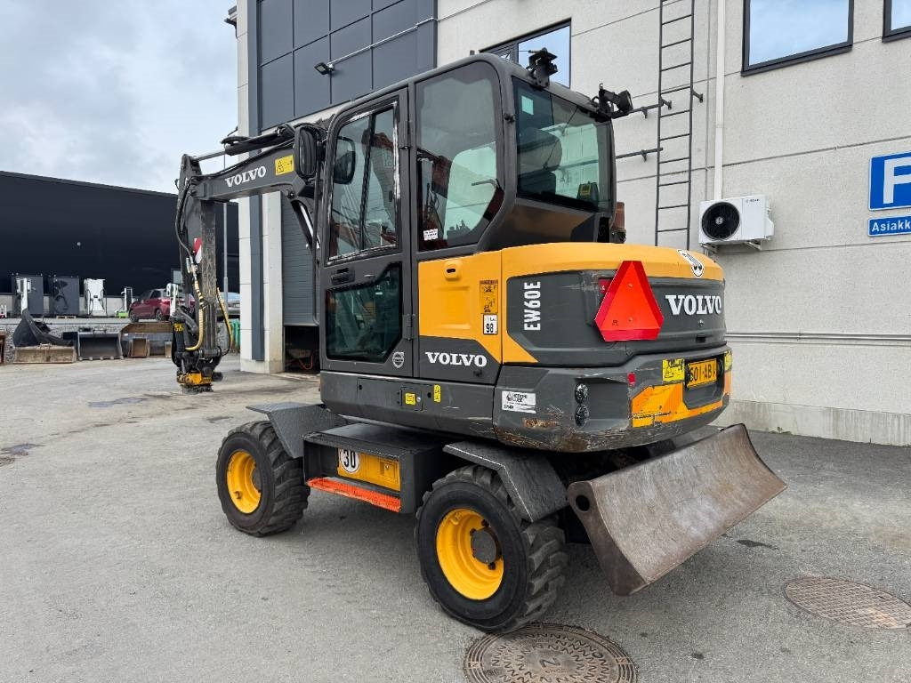 Volvo EW 60 E - Riteņu ekskavators: foto 3 Volvo EW 60 E - Riteņu ekskavators: foto 3