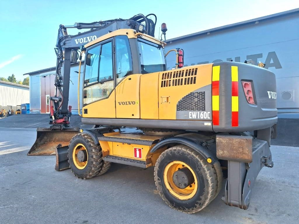 Volvo EW160C PYÖRITTÄJÄLLÄ - Riteņu ekskavators: foto 2 Volvo EW160C PYÖRITTÄJÄLLÄ - Riteņu ekskavators: foto 2