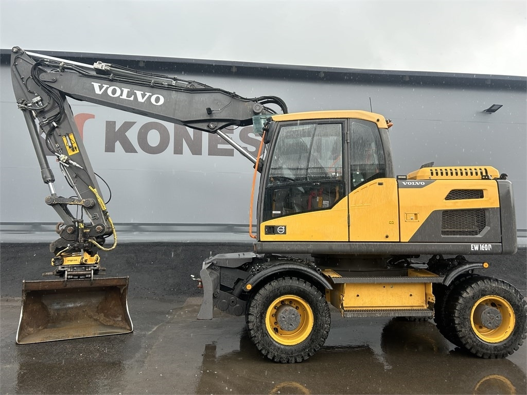 Volvo EW160D PYÖRITTÄJÄLLÄ - Riteņu ekskavators: foto 1 Volvo EW160D PYÖRITTÄJÄLLÄ - Riteņu ekskavators: foto 1