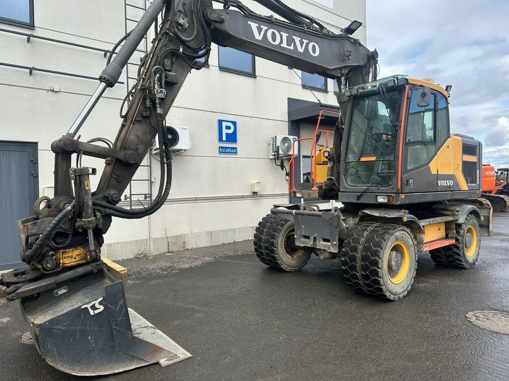 Volvo EW160E PYÖRITTÄJÄLLÄ - Riteņu ekskavators: foto 2 Volvo EW160E PYÖRITTÄJÄLLÄ - Riteņu ekskavators: foto 2