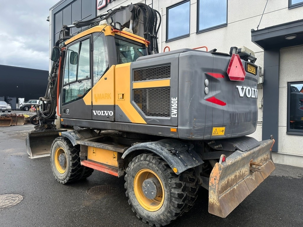 Volvo EW160E PYÖRITTÄJÄLLÄ - Riteņu ekskavators: foto 4 Volvo EW160E PYÖRITTÄJÄLLÄ - Riteņu ekskavators: foto 4