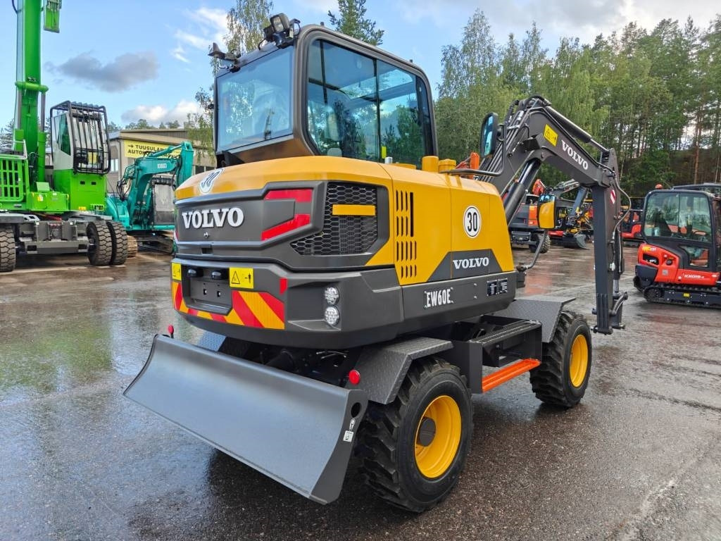 Volvo EW60E UUSI/AJAMATON - Riteņu ekskavators: foto 3 Volvo EW60E UUSI/AJAMATON - Riteņu ekskavators: foto 3