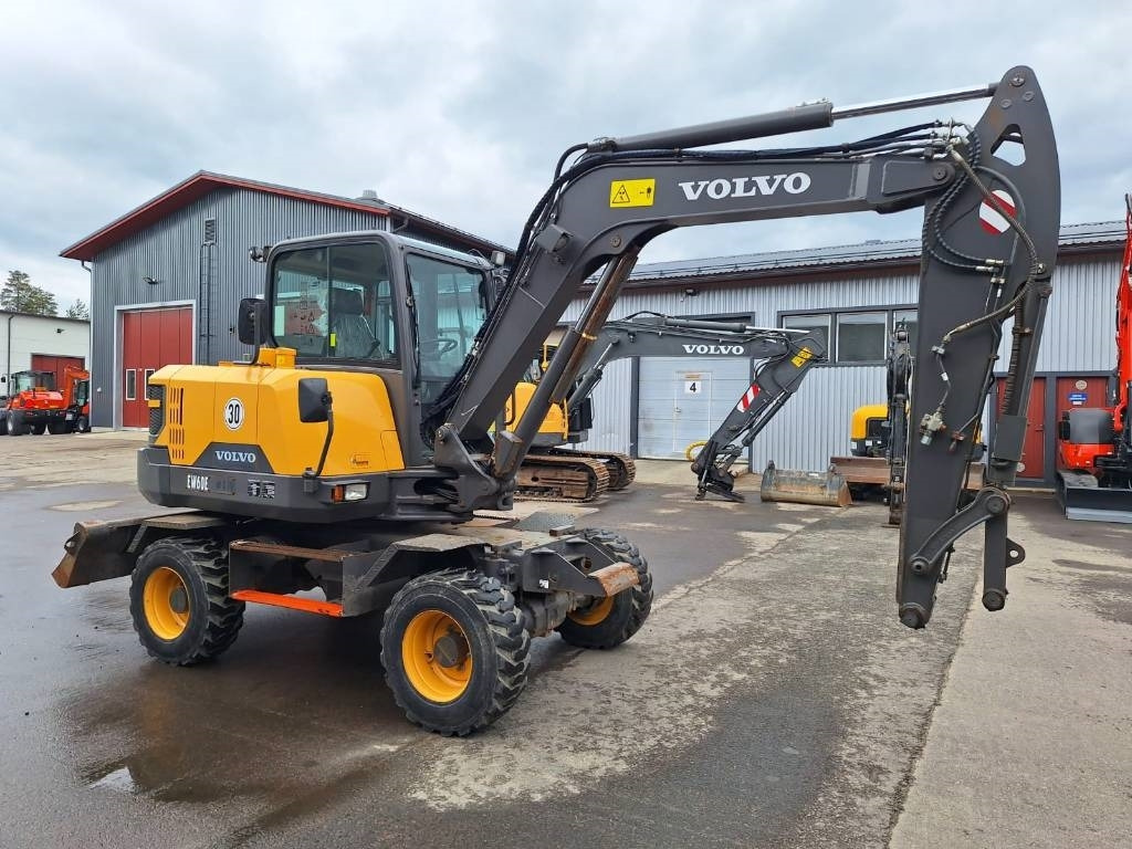 Volvo EW60E VÄHÄN AJETTU - Riteņu ekskavators: foto 5 Volvo EW60E VÄHÄN AJETTU - Riteņu ekskavators: foto 5