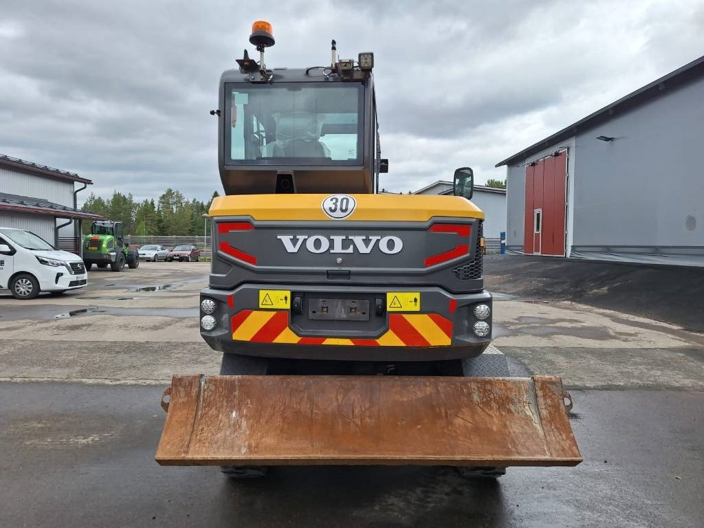 Volvo EW60E VÄHÄN AJETTU - Riteņu ekskavators: foto 3 Volvo EW60E VÄHÄN AJETTU - Riteņu ekskavators: foto 3