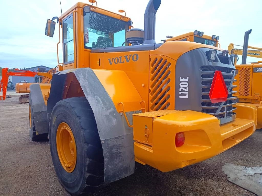 Volvo L120E RASVARILLA - Riteņu iekrāvējs: foto 2 Volvo L120E RASVARILLA - Riteņu iekrāvējs: foto 2