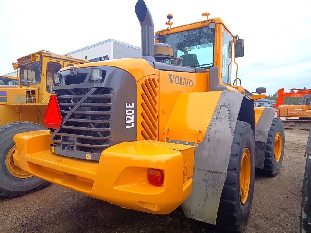 Volvo L120E RASVARILLA - Riteņu iekrāvējs: foto 3 Volvo L120E RASVARILLA - Riteņu iekrāvējs: foto 3