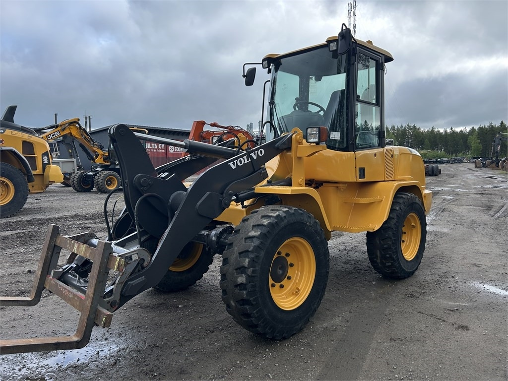 Volvo L30G TRUKKIPIIKEILLÄ - Riteņu iekrāvējs: foto 2 Volvo L30G TRUKKIPIIKEILLÄ - Riteņu iekrāvējs: foto 2