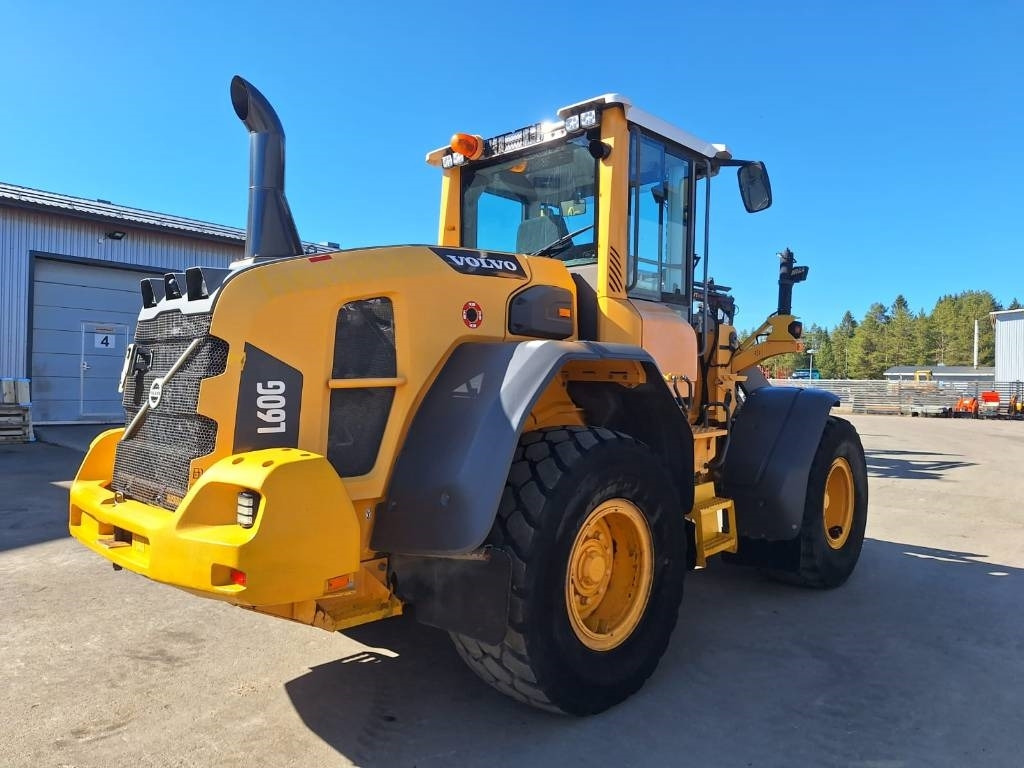 Volvo L60G VIPUOHJAUS - Riteņu iekrāvējs: foto 4 Volvo L60G VIPUOHJAUS - Riteņu iekrāvējs: foto 4