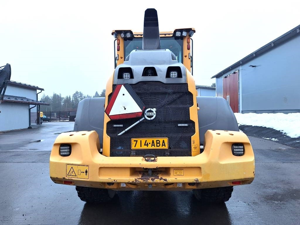 Volvo L90H VIPUOHJAUS YM. - Riteņu iekrāvējs: foto 3 Volvo L90H VIPUOHJAUS YM. - Riteņu iekrāvējs: foto 3