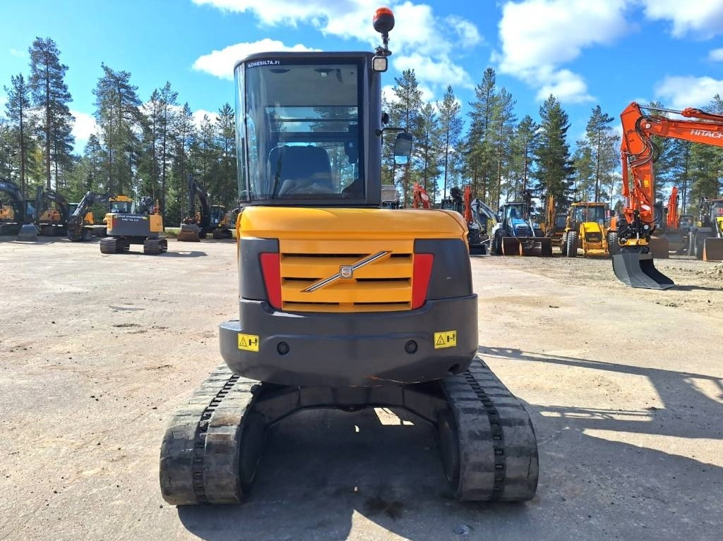 Volvo MYYTY! SOLD! ECR48C PYÖRITTÄJÄ PIHDEILLÄ - Mini-ekskavators: foto 3 Volvo MYYTY! SOLD! ECR48C PYÖRITTÄJÄ PIHDEILLÄ - Mini-ekskavators: foto 3