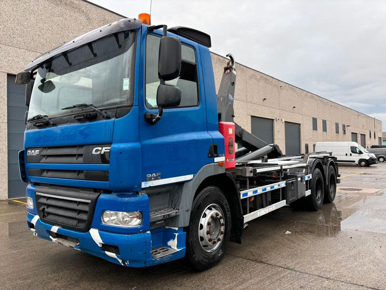 DAF CF85-370. Euro5. Klima. - Pacēlājs ar āķi: foto 3 DAF CF85-370. Euro5. Klima. - Pacēlājs ar āķi: foto 3