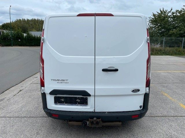 Ford Transit Custom 2.2TDCI. Klima. Tempomat. L2. - Mazs furgons: foto 5 Ford Transit Custom 2.2TDCI. Klima. Tempomat. L2. - Mazs furgons: foto 5
