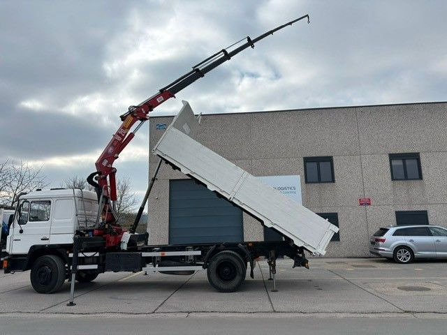 MAN 18-222. Kran HMF 18t/m Bj 2001. - Kravas automašīna pašizgāzējs, Kravas auto ar manipulatoru: foto 1 MAN 18-222. Kran HMF 18t/m Bj 2001. - Kravas automašīna pašizgāzējs, Kravas auto ar manipulatoru: foto 1