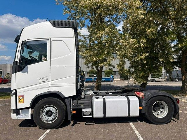 Volvo FH460. Klimaautomatik. Retarder. EU6C.. - Vilcējs: foto 3 Volvo FH460. Klimaautomatik. Retarder. EU6C.. - Vilcējs: foto 3