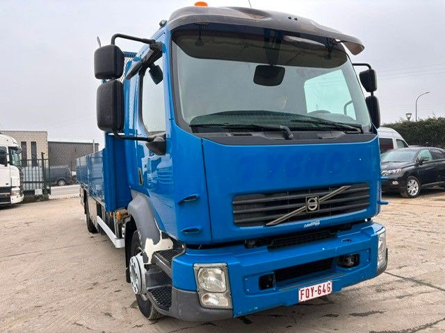 Volvo FL7-240. Pritsche 6.80m. EU5. - Bortu kravas automašīna/ Platforma: foto 2 Volvo FL7-240. Pritsche 6.80m. EU5. - Bortu kravas automašīna/ Platforma: foto 2