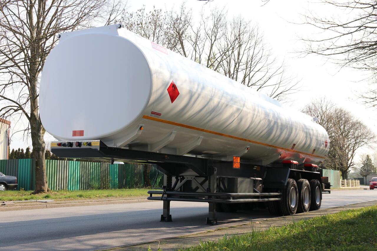 Sievering 45000 LITRES ADR SEMI REMORQUE CITERNE DE CARBURANT - Puspiekabe cisterna: foto 5 Sievering 45000 LITRES ADR SEMI REMORQUE CITERNE DE CARBURANT - Puspiekabe cisterna: foto 5