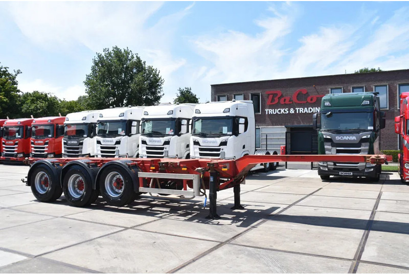 Nooteboom containerchassis - LIFT AXLE - DISC BRAKES - BPW AXLES - 2 x EXTENDABLE - - Puspiekabe noņemamā virsbūve/ Konteineru vedējs: foto 1 Nooteboom containerchassis - LIFT AXLE - DISC BRAKES - BPW AXLES - 2 x EXTENDABLE - - Puspiekabe noņemamā virsbūve/ Konteineru vedējs: foto 1