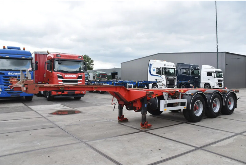 Pacton T3-010 - BPW AXLES - DRUM BRAKES - 2 LIFT AXLES - 2 x EXTENDABLE - - Puspiekabe noņemamā virsbūve/ Konteineru vedējs: foto 5 Pacton T3-010 - BPW AXLES - DRUM BRAKES - 2 LIFT AXLES - 2 x EXTENDABLE - - Puspiekabe noņemamā virsbūve/ Konteineru vedējs: foto 5