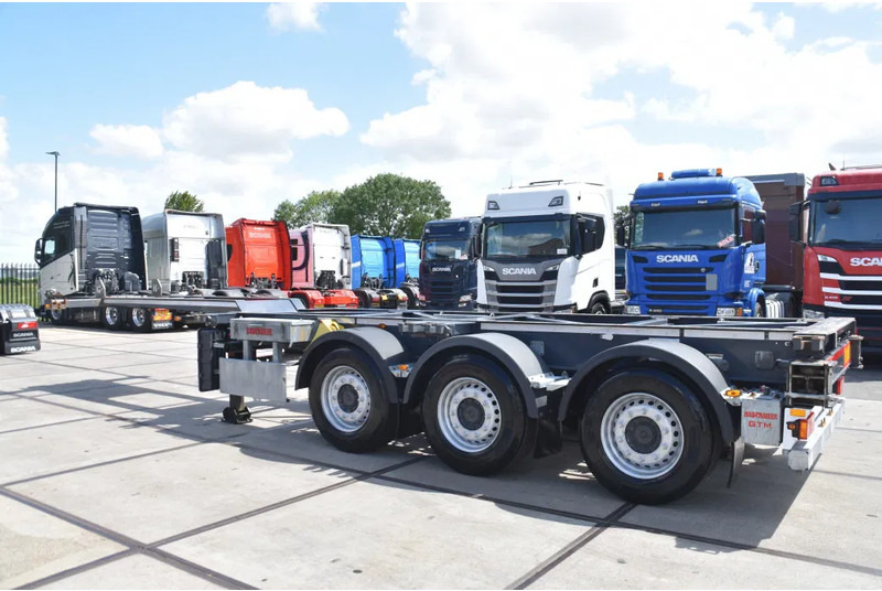 Renders HASTRAILER FCC - ALL CONNECTIONS - LIFT AXLE - 2 x EXTENDABLE - SAF AXLES - DISC BRAKES - EXCELLENT CONDITION - - Puspiekabe noņemamā virsbūve/ Konteineru vedējs: foto 4 Renders HASTRAILER FCC - ALL CONNECTIONS - LIFT AXLE - 2 x EXTENDABLE - SAF AXLES - DISC BRAKES - EXCELLENT CONDITION - - Puspiekabe noņemamā virsbūve/ Konteineru vedējs: foto 4