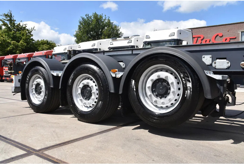 Renders HASTRAILER FCC - ALL CONNECTIONS - LIFT AXLE - 2 x EXTENDABLE - SAF AXLES - DISC BRAKES - EXCELLENT CONDITION - - Puspiekabe noņemamā virsbūve/ Konteineru vedējs: foto 2 Renders HASTRAILER FCC - ALL CONNECTIONS - LIFT AXLE - 2 x EXTENDABLE - SAF AXLES - DISC BRAKES - EXCELLENT CONDITION - - Puspiekabe noņemamā virsbūve/ Konteineru vedējs: foto 2