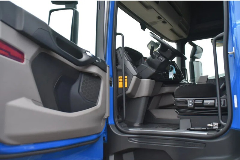 Scania R460 NGS 4x2 - SUPER - RETARDER - 325 TKM - PARK. AIRCO - ACC - NAVI - 2 x FUEL TANKS - TOP CONDITION - - Vilcējs: foto 4 Scania R460 NGS 4x2 - SUPER - RETARDER - 325 TKM - PARK. AIRCO - ACC - NAVI - 2 x FUEL TANKS - TOP CONDITION - - Vilcējs: foto 4