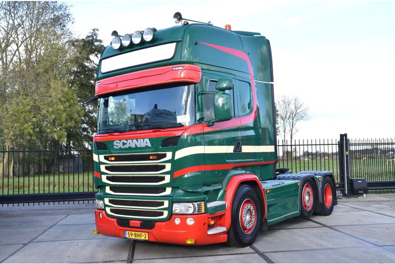 Scania R490 TL 6x2/4 - RETARDER - ACC - DIFF. LOCK - 2 x FUEL TANKS - 2 BEDS - EXCELLENT CONDITION - - Vilcējs: foto 2 Scania R490 TL 6x2/4 - RETARDER - ACC - DIFF. LOCK - 2 x FUEL TANKS - 2 BEDS - EXCELLENT CONDITION - - Vilcējs: foto 2
