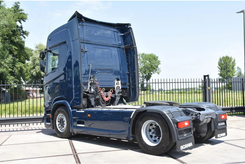 Scania S450 NGS 4x2NB - FULL AIR - 727 TKM - RETARDER - PARK. AIRCO - 2 x FUEL TANKS - TOP CONDITION - - Vilcējs: foto 3 Scania S450 NGS 4x2NB - FULL AIR - 727 TKM - RETARDER - PARK. AIRCO - 2 x FUEL TANKS - TOP CONDITION - - Vilcējs: foto 3