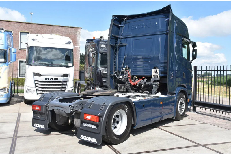 Scania S450 NGS 4x2NB - FULL AIR - 787 TKM - RETARDER - PARK. AIRCO - 2 x FUEL TANKS - TOP CONDITION - - Vilcējs: foto 3 Scania S450 NGS 4x2NB - FULL AIR - 787 TKM - RETARDER - PARK. AIRCO - 2 x FUEL TANKS - TOP CONDITION - - Vilcējs: foto 3