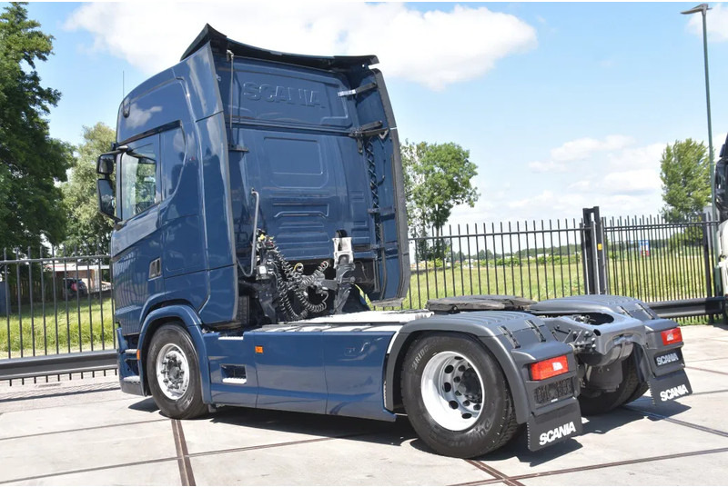 Scania S450 NGS 4x2NB - FULL AIR - 847 TKM - RETARDER - PARK. AIRCO - 2 x FUEL TANKS - TOP CONDITION - - Vilcējs: foto 3 Scania S450 NGS 4x2NB - FULL AIR - 847 TKM - RETARDER - PARK. AIRCO - 2 x FUEL TANKS - TOP CONDITION - - Vilcējs: foto 3