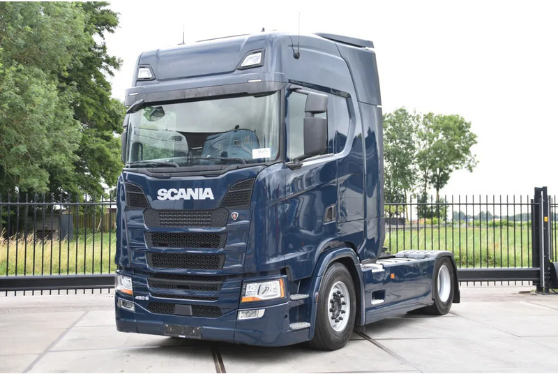 Scania S450 NGS 4x2NB - FULL AIR - RETARDER - ACC - PARK. AIRCO - 2 x FUEL TANKS - TOP CONDITION - - Vilcējs: foto 2 Scania S450 NGS 4x2NB - FULL AIR - RETARDER - ACC - PARK. AIRCO - 2 x FUEL TANKS - TOP CONDITION - - Vilcējs: foto 2