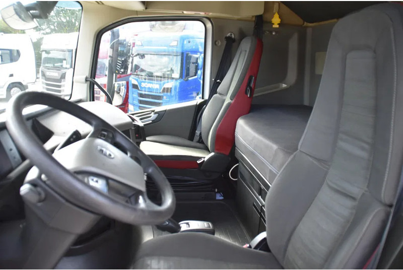 Volvo FH 420 Globe 4x2 - ADR FL - ONLY 670 TKM - PTO - AIRCO - DIFF. LOCK - GOOD CONDITION - - Vilcējs: foto 5 Volvo FH 420 Globe 4x2 - ADR FL - ONLY 670 TKM - PTO - AIRCO - DIFF. LOCK - GOOD CONDITION - - Vilcējs: foto 5