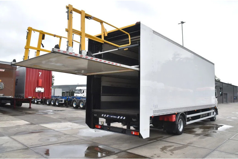 Volvo FL 280 4x2 + BOX - 312 TKM - AIRCO - DOUBLE CARGOFLOOR - ELEVATOR - REMOTE CONTROL - CAMERA - - Kravas automašīna ar slēgto virsbūvi: foto 3 Volvo FL 280 4x2 + BOX - 312 TKM - AIRCO - DOUBLE CARGOFLOOR - ELEVATOR - REMOTE CONTROL - CAMERA - - Kravas automašīna ar slēgto virsbūvi: foto 3