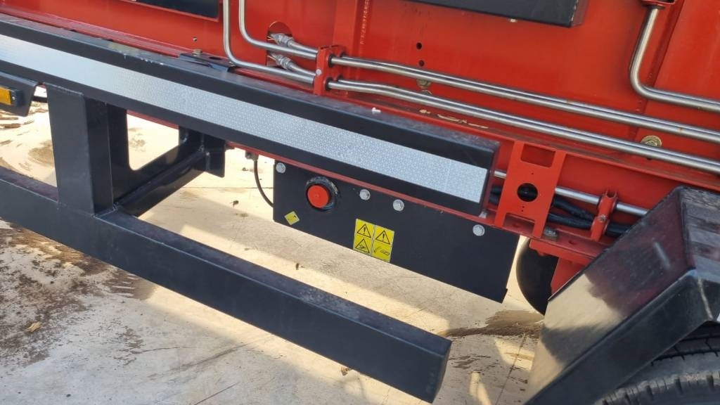 Morbark WH 2400XP - Šķeldotājs: foto 4 Morbark WH 2400XP - Šķeldotājs: foto 4