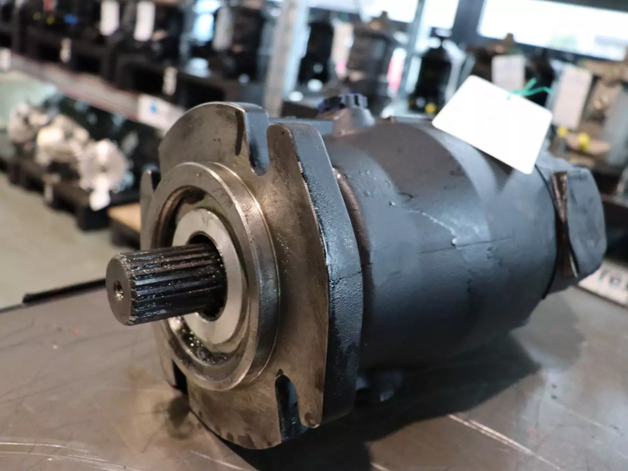 DANFOSS / SAUER SMF 23 - Hidrauliskais motors - Celtniecības tehnika: foto 1 DANFOSS / SAUER SMF 23 - Hidrauliskais motors - Celtniecības tehnika: foto 1