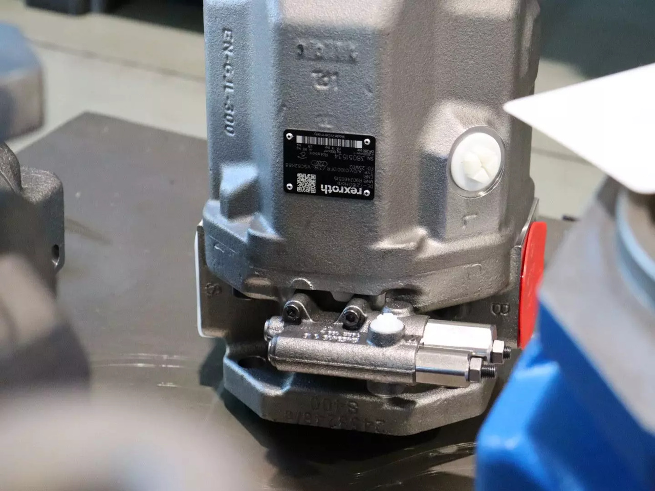 REXROTH A10VO100DFR/31R-VSC62K68 - Hidrauliskais sūknis - Celtniecības tehnika: foto 3 REXROTH A10VO100DFR/31R-VSC62K68 - Hidrauliskais sūknis - Celtniecības tehnika: foto 3