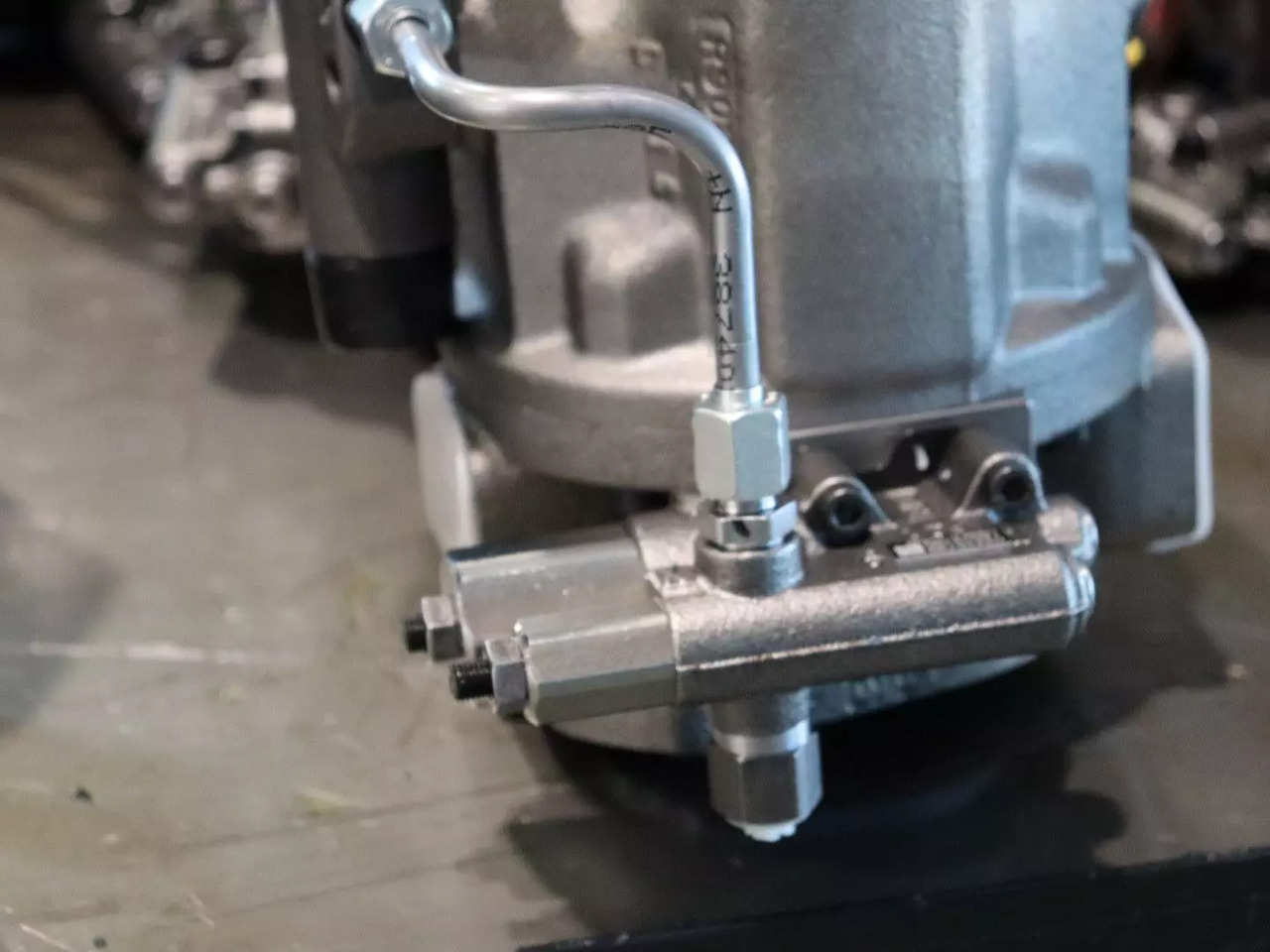REXROTH A10VO28DFLR/31L-VSC62K01 - Hidrauliskais sūknis - Celtniecības tehnika: foto 4 REXROTH A10VO28DFLR/31L-VSC62K01 - Hidrauliskais sūknis - Celtniecības tehnika: foto 4