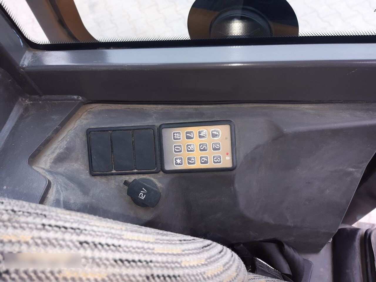 Mini-ekskavators Volvo EC18D: foto 9